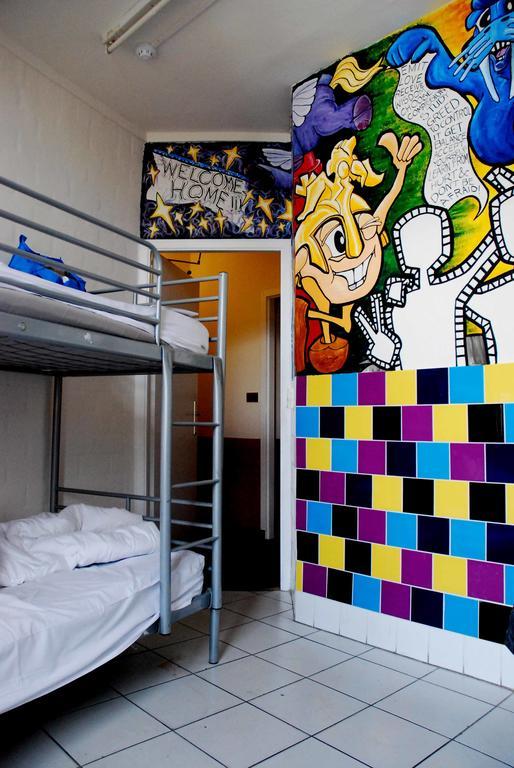 Bob'S Youth Hostel Amsterdam Oda fotoğraf
